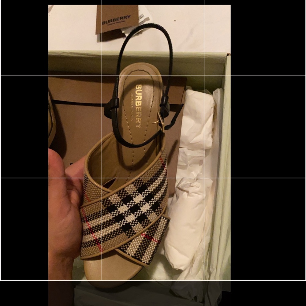 Burberry Sandal/heels size 36